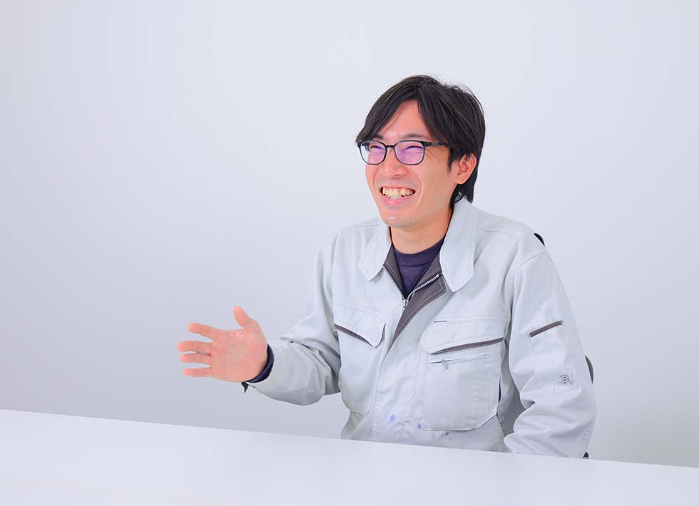 先輩社員インタビュー1